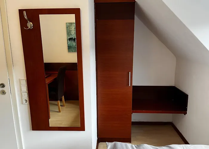 Tenova Köln-neumarkt Hotel