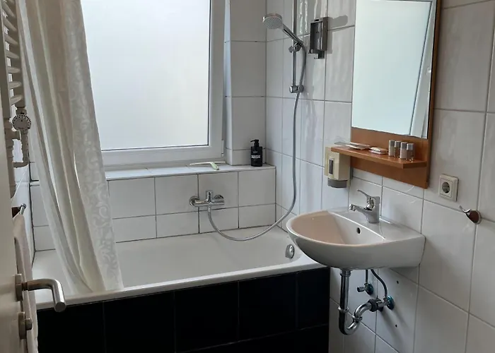 Tenova Köln-neumarkt Hotel