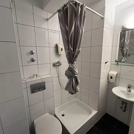 Hotel Tenova Koeln-Neumarkt Hotel *