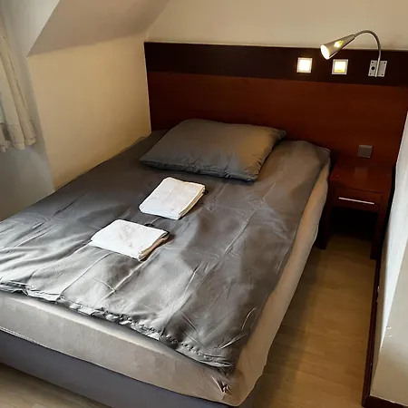 Hotel Tenova Koeln-Neumarkt * Cologne