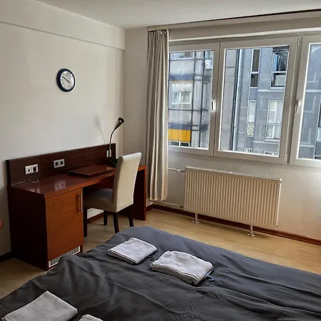 Tenova Koeln-neumarkt Hotel *