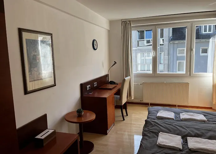 Hotel Tenova Koeln-neumarkt