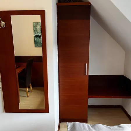 Tenova Koeln-neumarkt Hotel