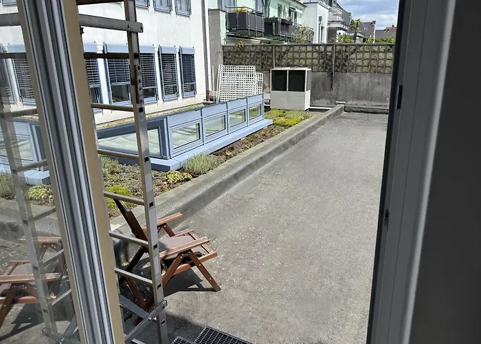 Tenova Koeln-neumarkt * Cologne