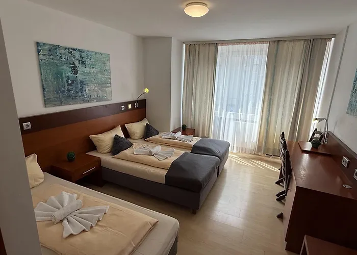 Tenova Koeln-neumarkt Hotel Cologne