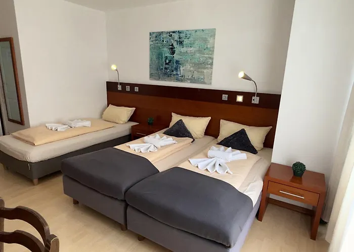 Hotel Tenova Koeln-neumarkt *